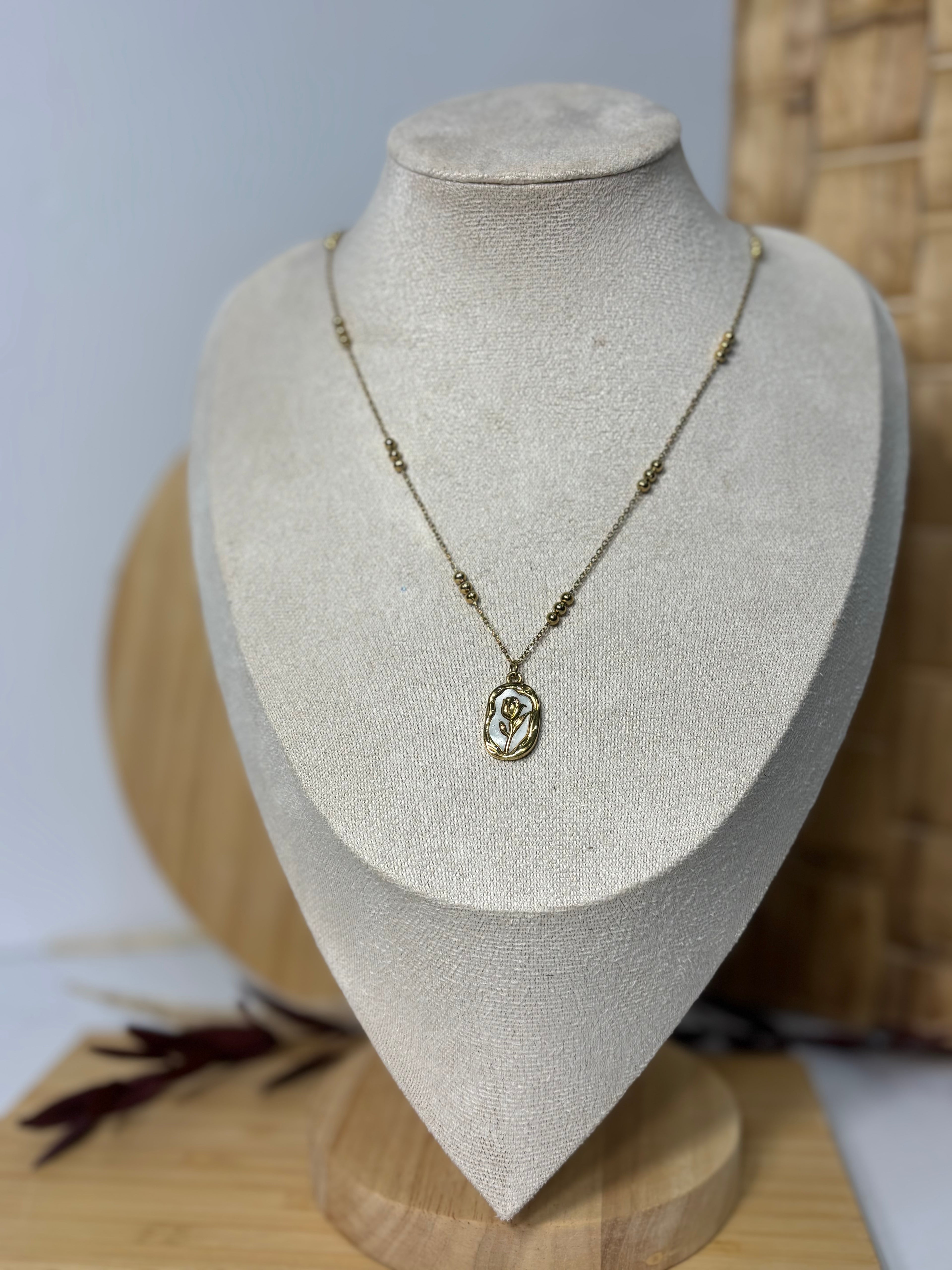 Maribel collar